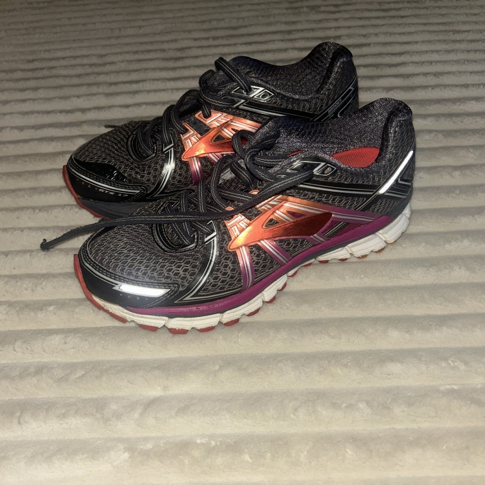 Brooks Shoes Womens 7 Adrenaline GTS 17 Gray 1202311B044 Running